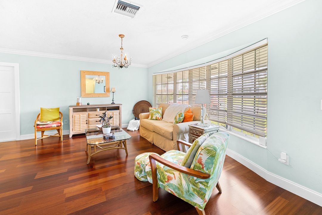 Active With Contract: $640,000 (3 beds, 2 baths, 1895 Square Feet)