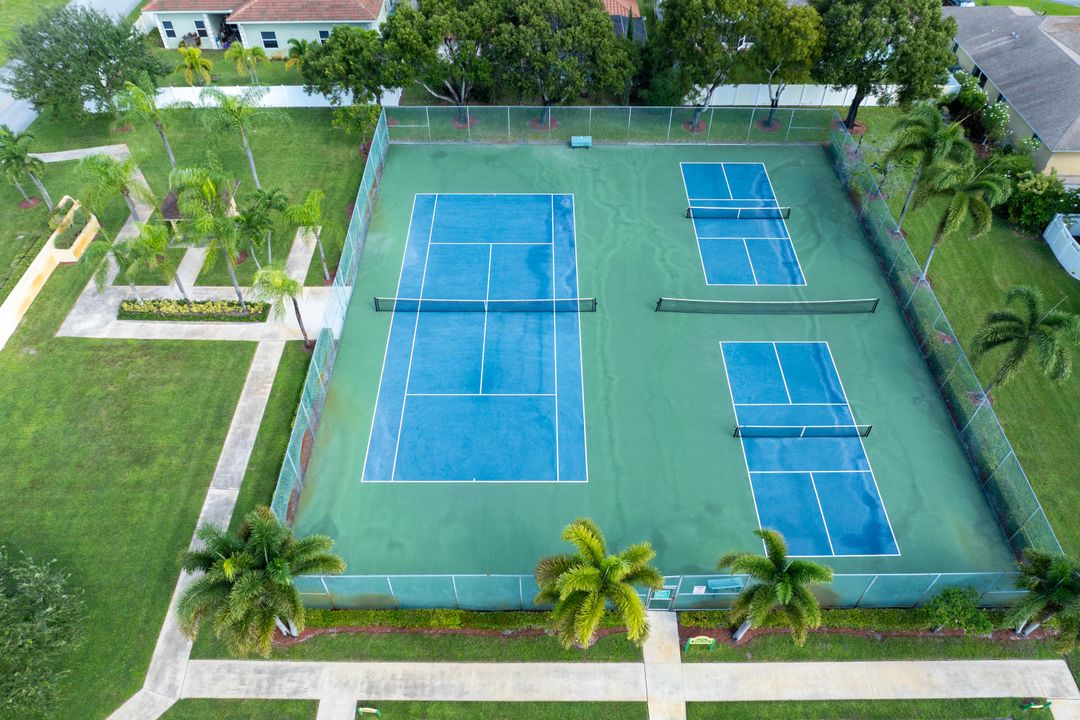 Active With Contract: $640,000 (3 beds, 2 baths, 1895 Square Feet)