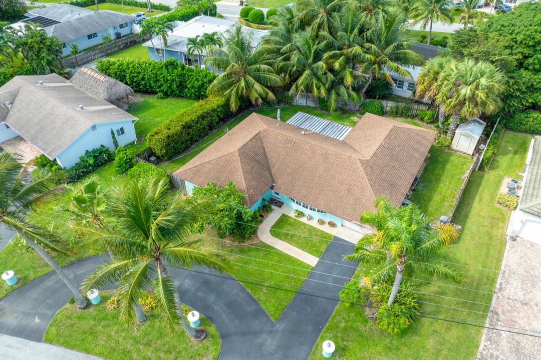 Active With Contract: $640,000 (3 beds, 2 baths, 1895 Square Feet)