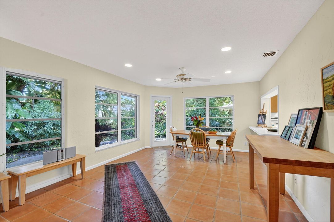 Active With Contract: $519,900 (3 beds, 2 baths, 2110 Square Feet)