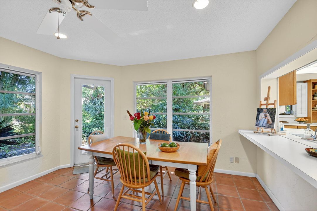 Active With Contract: $519,900 (3 beds, 2 baths, 2110 Square Feet)