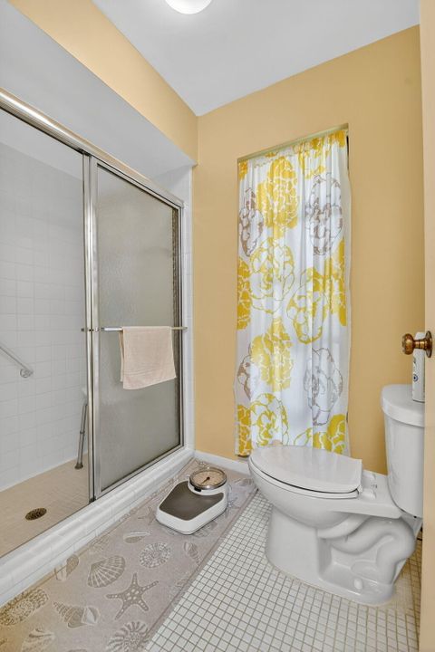 Active With Contract: $519,900 (3 beds, 2 baths, 2110 Square Feet)