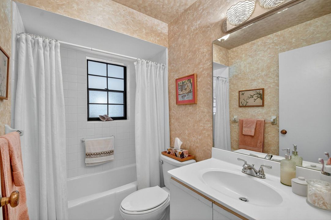 Active With Contract: $519,900 (3 beds, 2 baths, 2110 Square Feet)