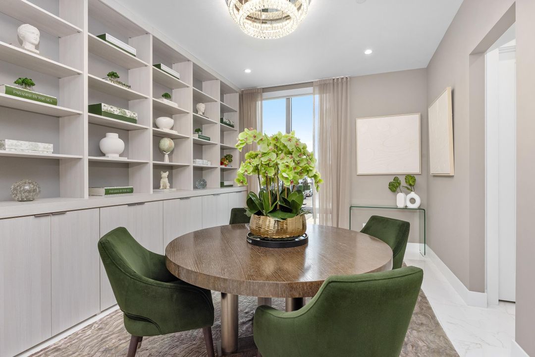 For Sale: $1,595,000 (3 beds, 3 baths, 2877 Square Feet)