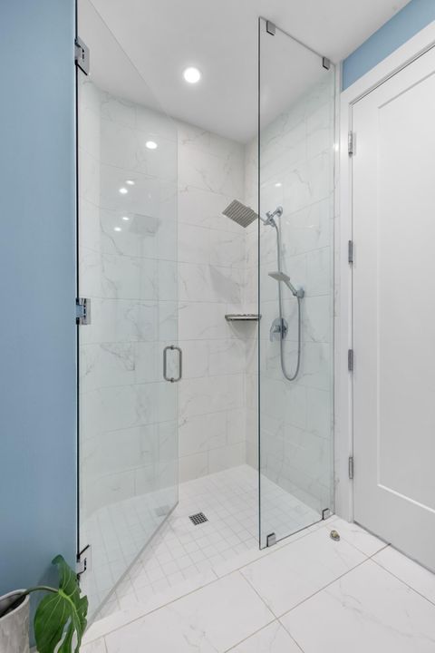 For Sale: $1,595,000 (3 beds, 3 baths, 2877 Square Feet)