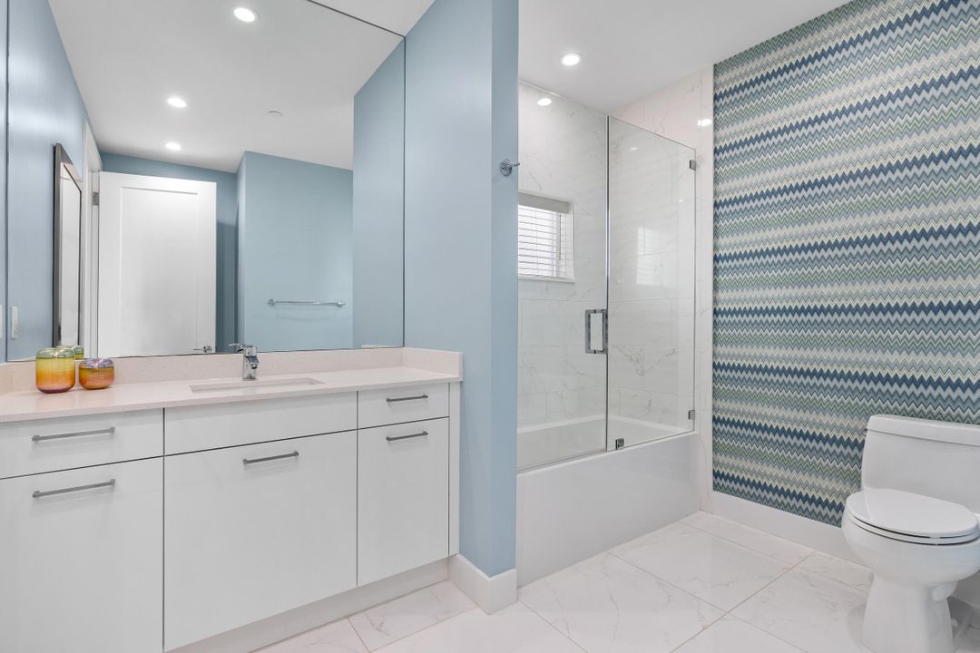 For Sale: $1,595,000 (3 beds, 3 baths, 2877 Square Feet)