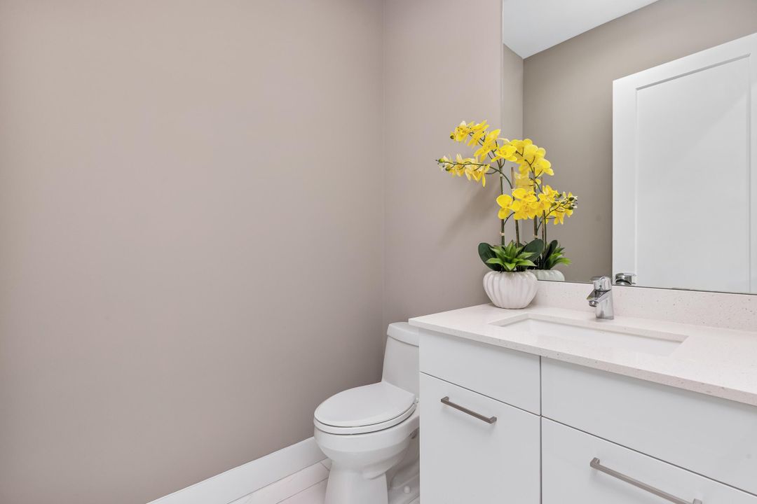 For Sale: $1,595,000 (3 beds, 3 baths, 2877 Square Feet)