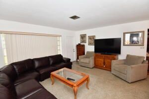 For Rent: $2,500 (3 beds, 2 baths, 1248 Square Feet)