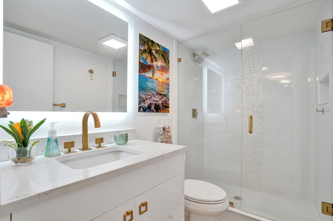 Active With Contract: $3,250 (2 beds, 2 baths, 1175 Square Feet)