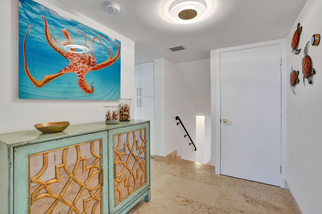 Active With Contract: $3,250 (2 beds, 2 baths, 1175 Square Feet)