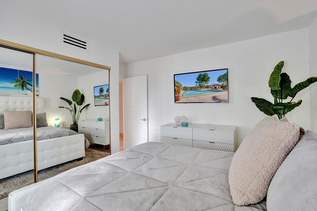 Active With Contract: $3,250 (2 beds, 2 baths, 1175 Square Feet)