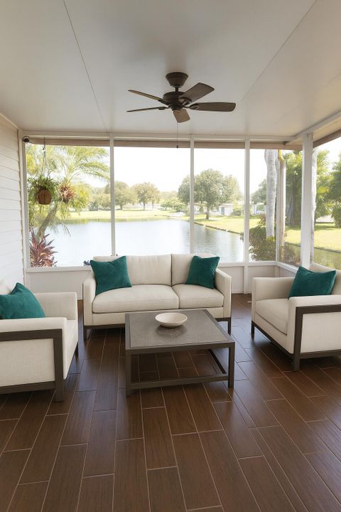 For Sale: $289,000 (3 beds, 2 baths, 1619 Square Feet)