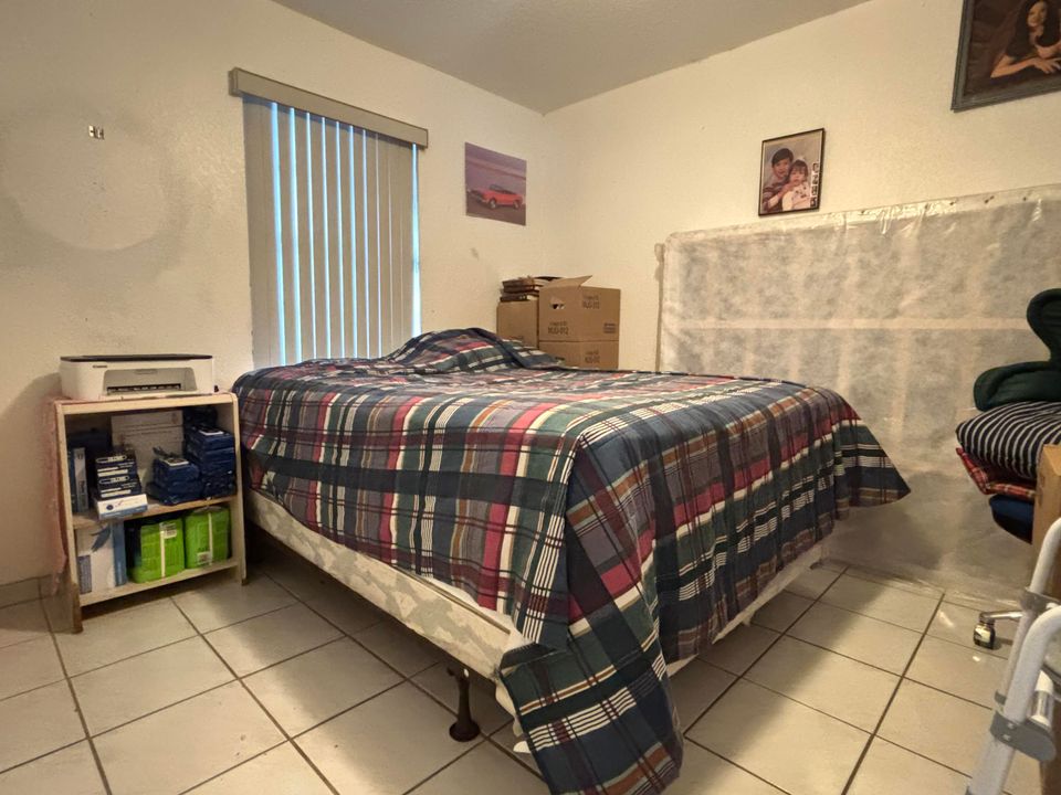 For Sale: $439,000 (3 beds, 2 baths, 1295 Square Feet)