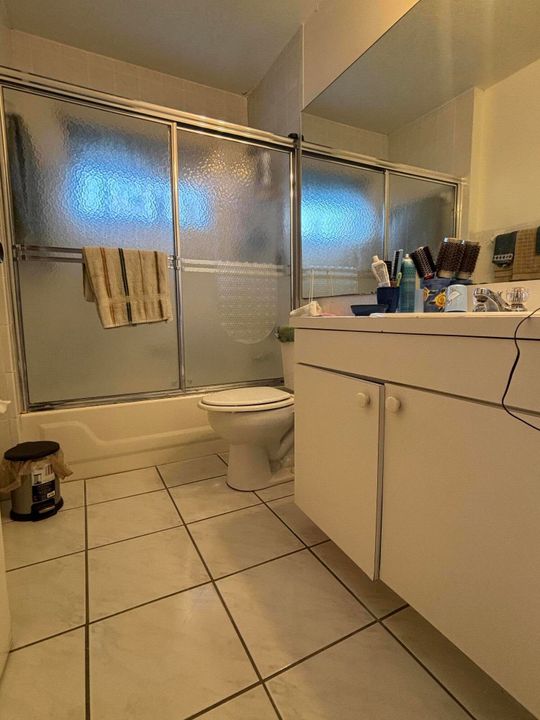 For Sale: $439,000 (3 beds, 2 baths, 1295 Square Feet)