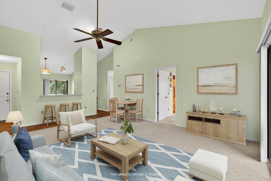 На продажу: $239,000 (2 спален, 2 ванн, 1060 Квадратных фут)