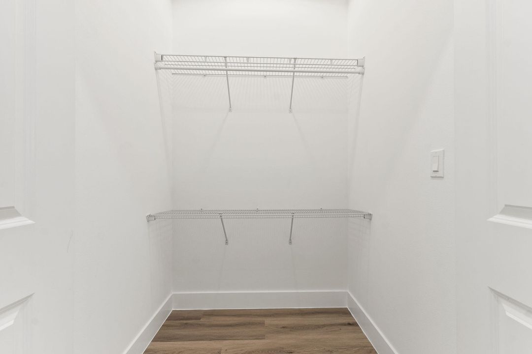 На продажу: $509,900 (4 спален, 2 ванн, 2250 Квадратных фут)