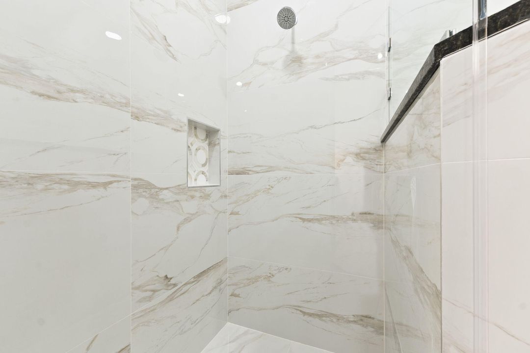 На продажу: $509,900 (4 спален, 2 ванн, 2250 Квадратных фут)