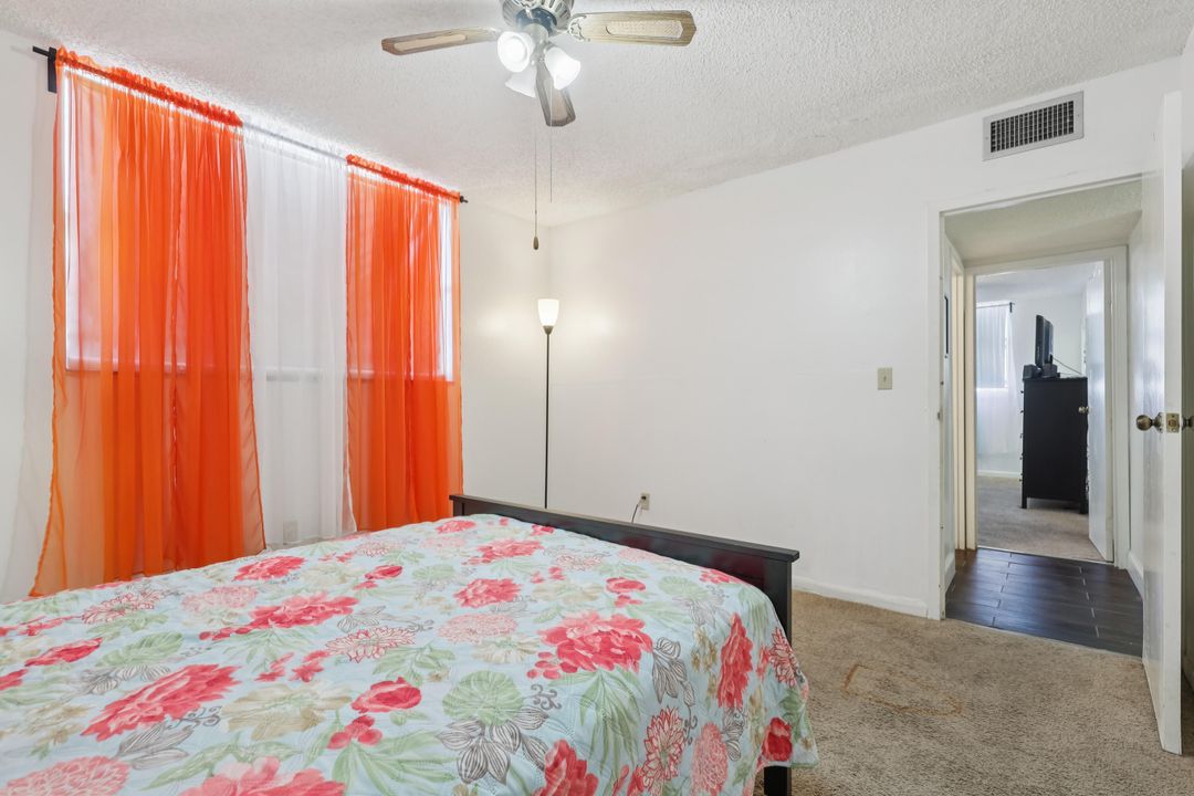For Sale: $90,000 (2 beds, 2 baths, 1010 Square Feet)