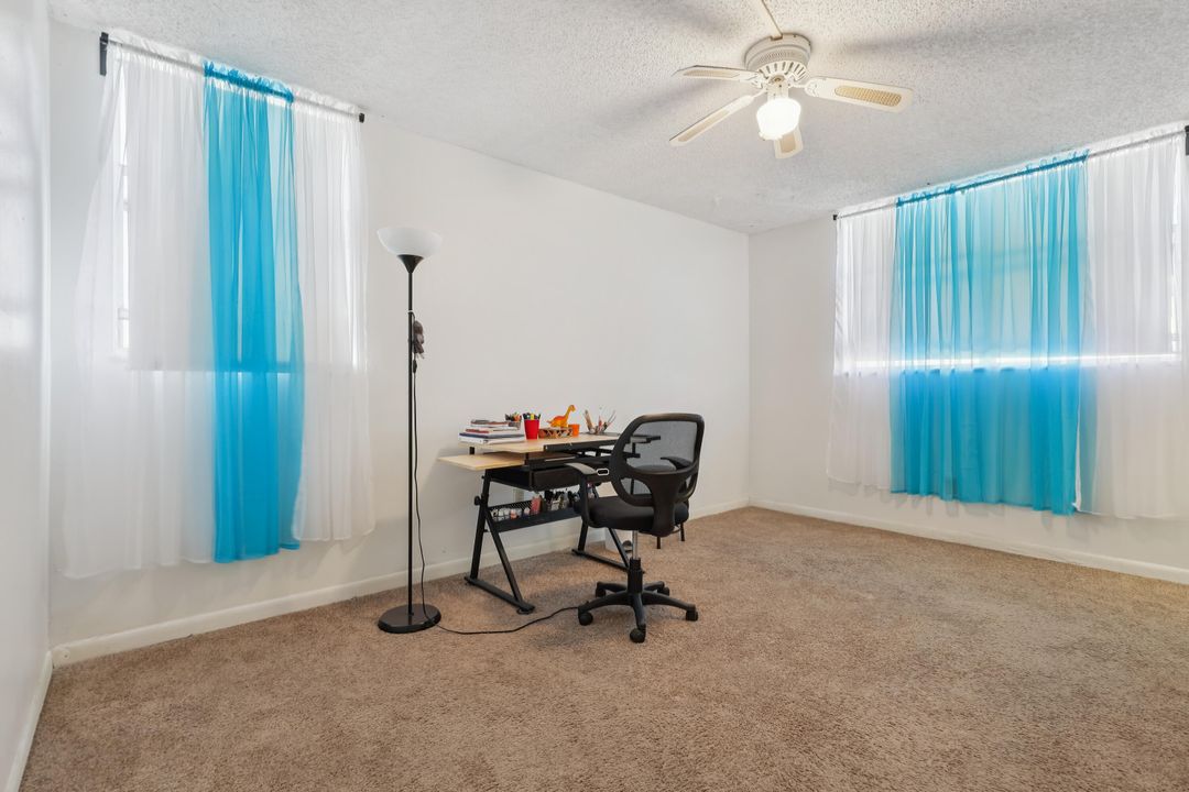 For Sale: $90,000 (2 beds, 2 baths, 1010 Square Feet)