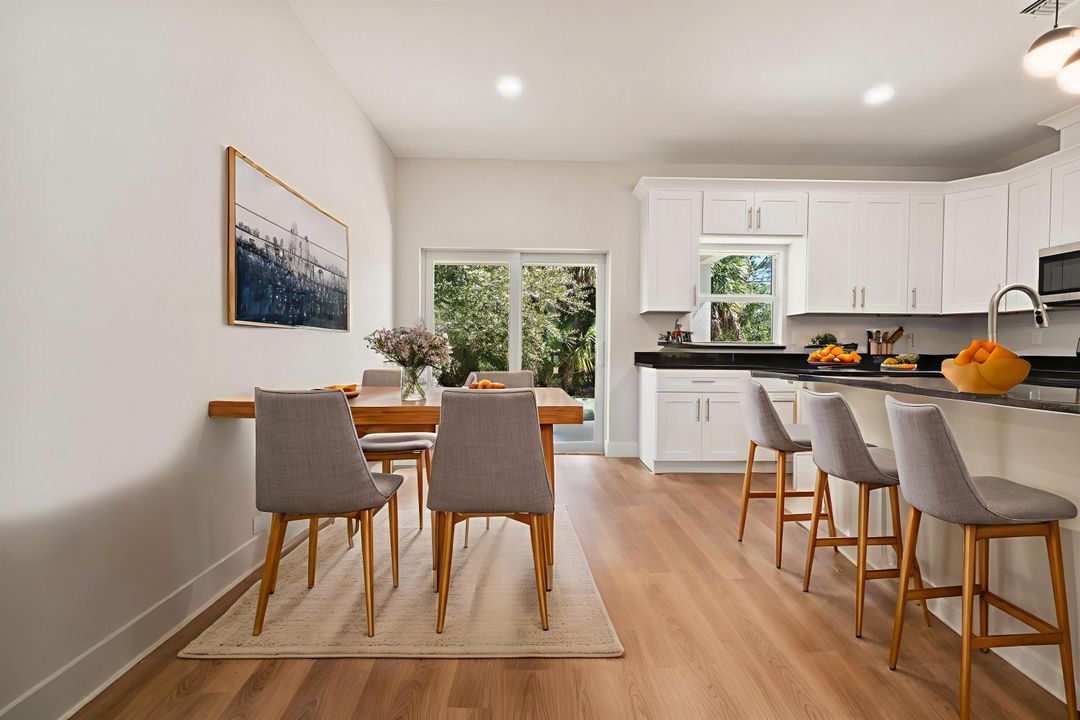 На продажу: $509,900 (4 спален, 2 ванн, 2250 Квадратных фут)