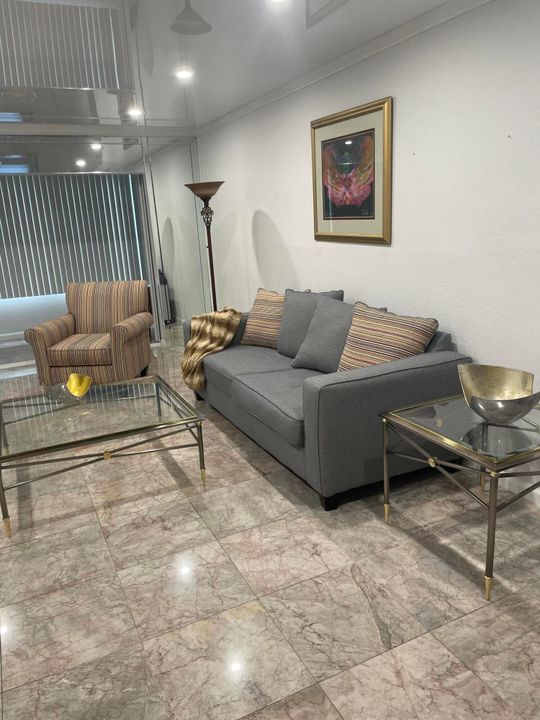 For Sale: $198,500 (2 beds, 2 baths, 1210 Square Feet)