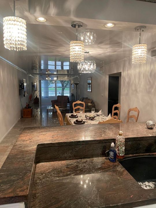 For Sale: $198,500 (2 beds, 2 baths, 1210 Square Feet)