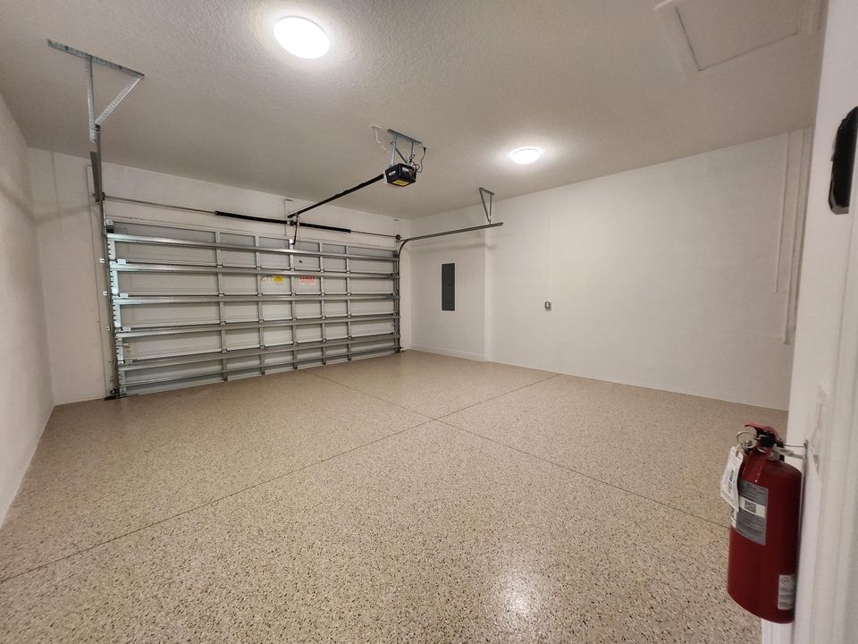 На продажу: $735,900 (3 спален, 3 ванн, 2032 Квадратных фут)