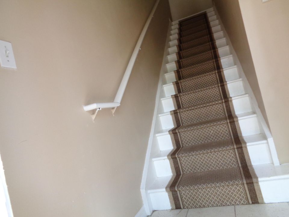 待售: $215,000 (1 贝兹, 1 浴室, 781 平方英尺)