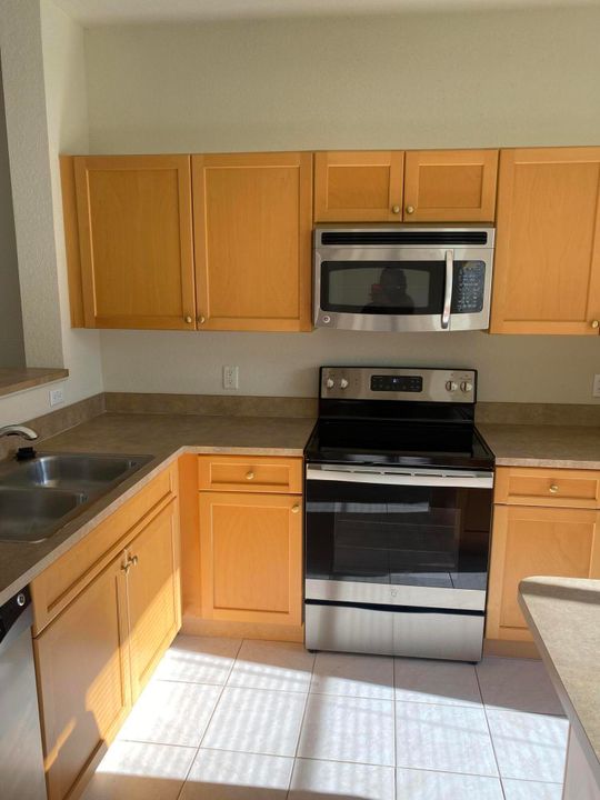 En Venta: $379,900 (2 camas, 2 baños, 1520 Pies cuadrados)