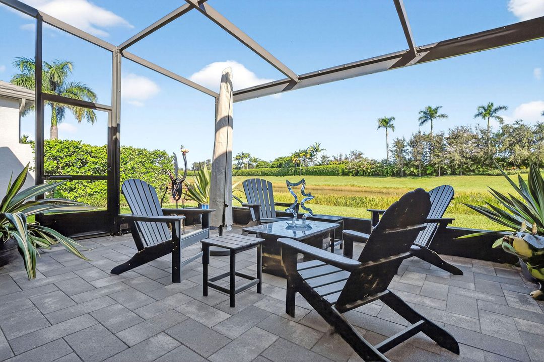 Activo con contrato: $1,595,000 (3 camas, 3 baños, 2735 Pies cuadrados)