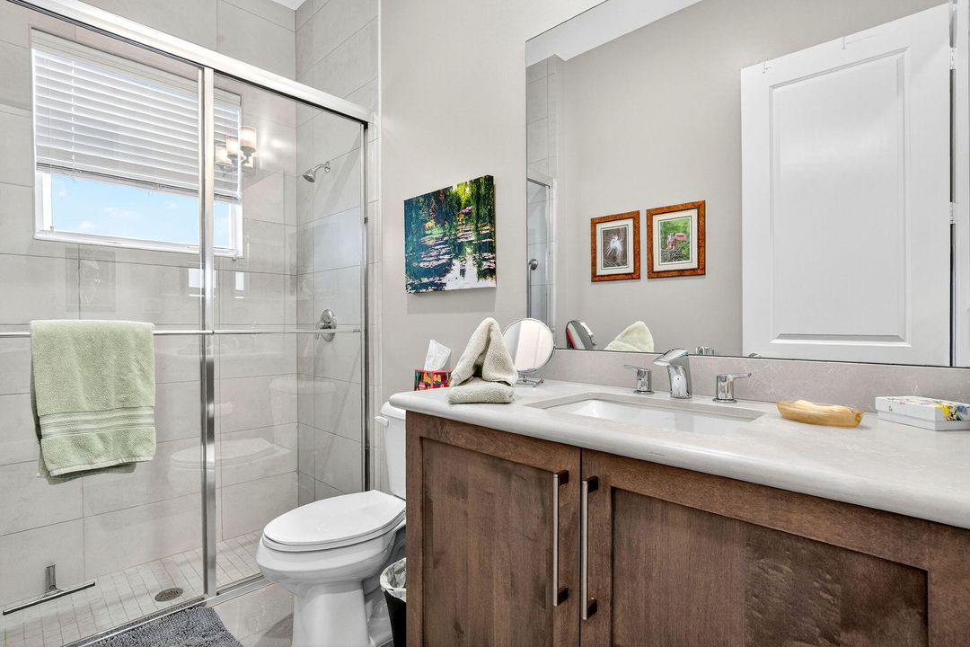 Activo con contrato: $1,595,000 (3 camas, 3 baños, 2735 Pies cuadrados)