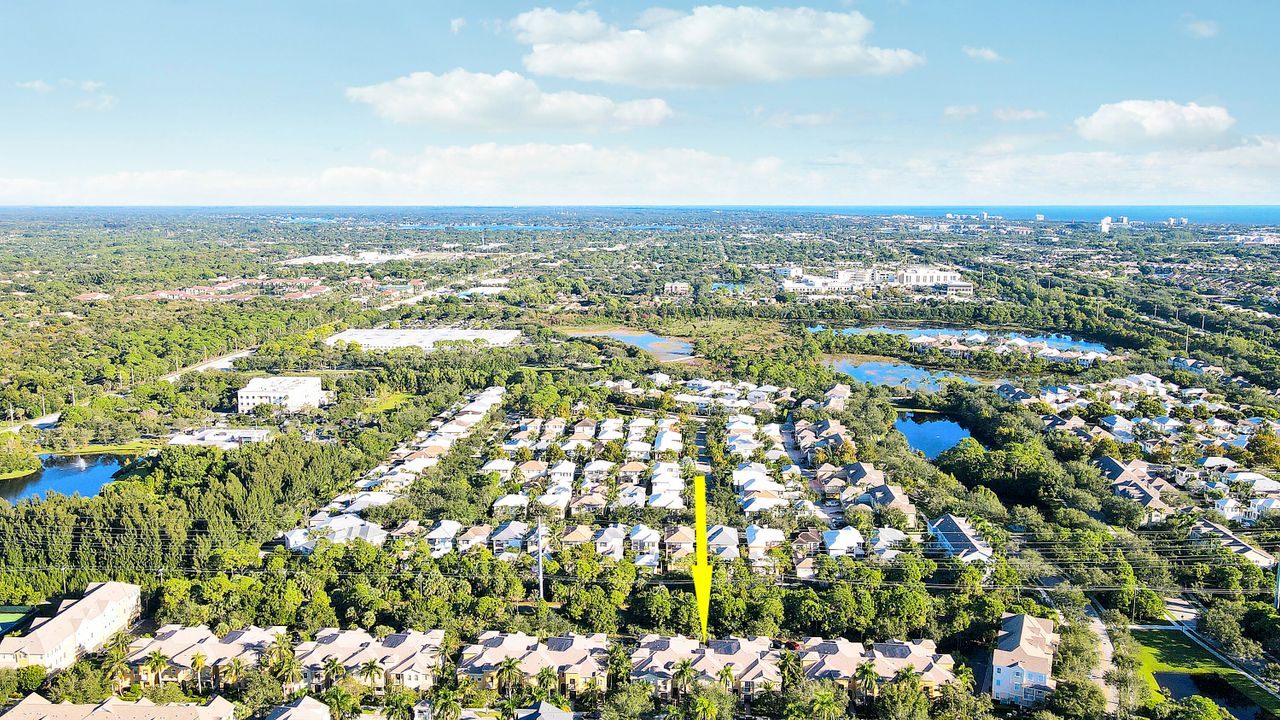 Activo con contrato: $525,000 (3 camas, 2 baños, 1843 Pies cuadrados)