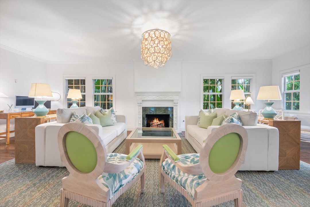 Active With Contract: $11,700,000 (4 beds, 4 baths, 3207 Square Feet)