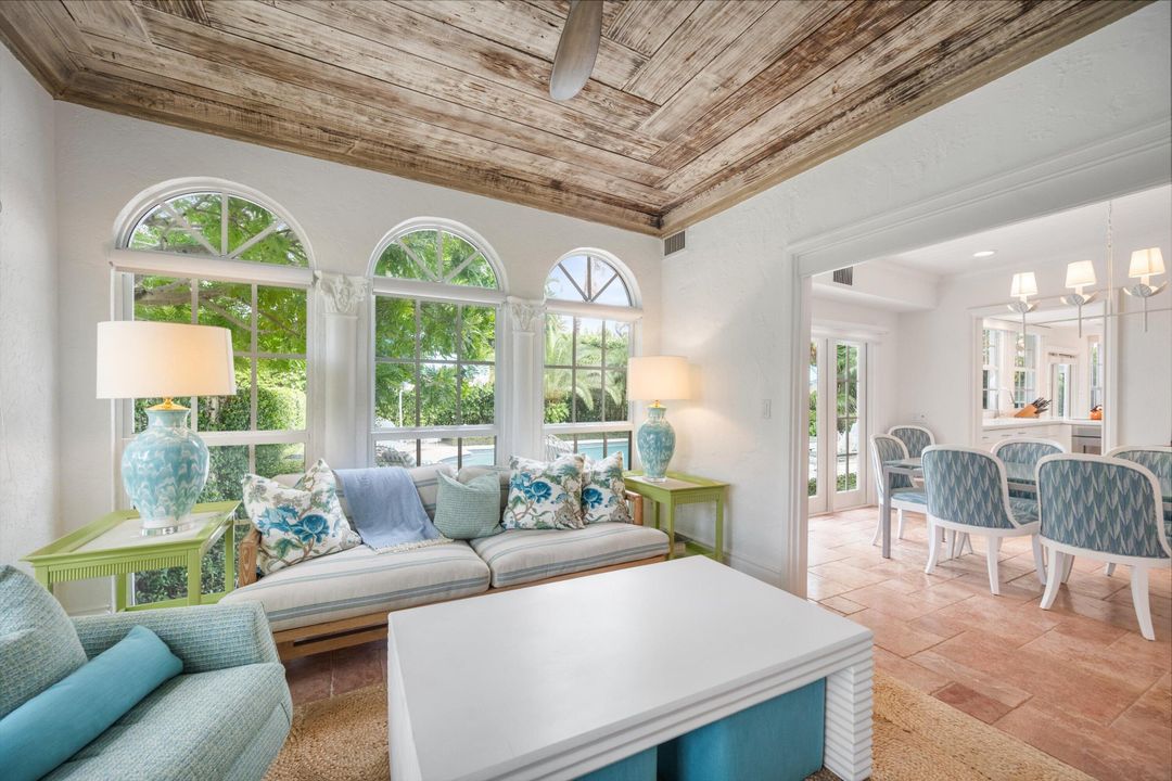 Active With Contract: $11,700,000 (4 beds, 4 baths, 3207 Square Feet)