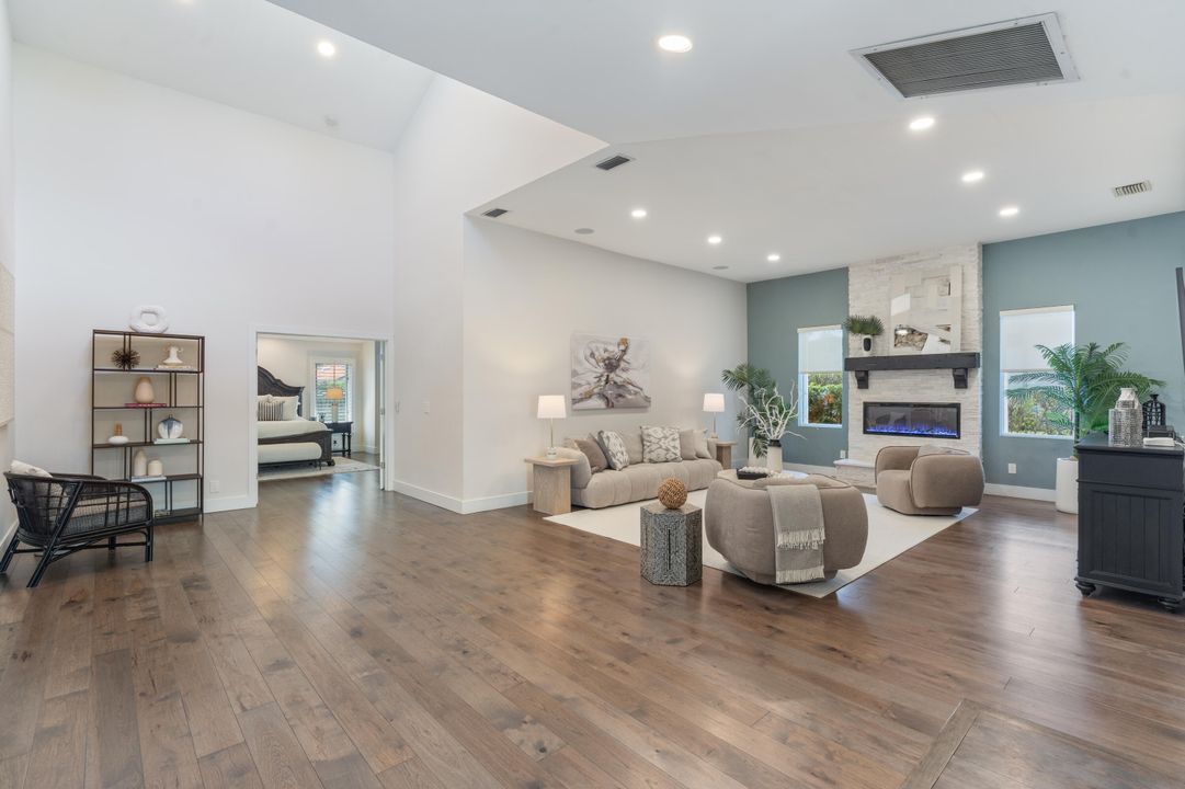 Active With Contract: $1,850,000 (4 beds, 3 baths, 3250 Square Feet)