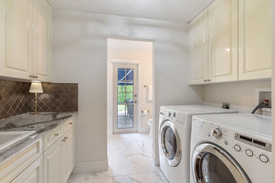 Active With Contract: $1,850,000 (4 beds, 3 baths, 3250 Square Feet)