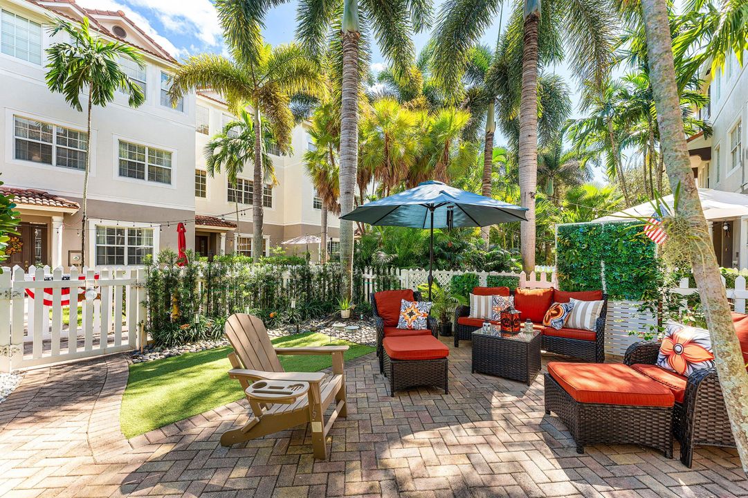 For Sale: $589,900 (3 beds, 2 baths, 1876 Square Feet)