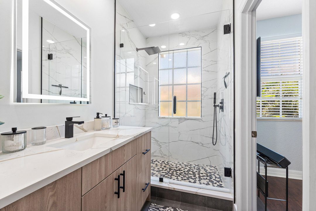 For Sale: $589,900 (3 beds, 2 baths, 1876 Square Feet)