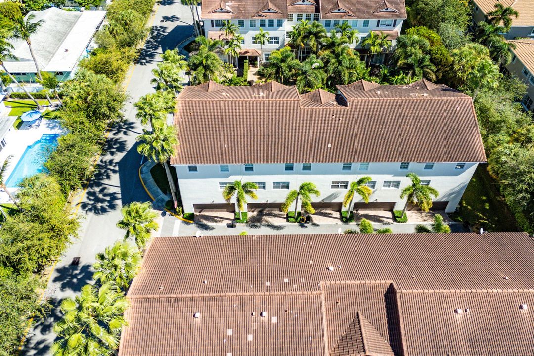 For Sale: $589,900 (3 beds, 2 baths, 1876 Square Feet)