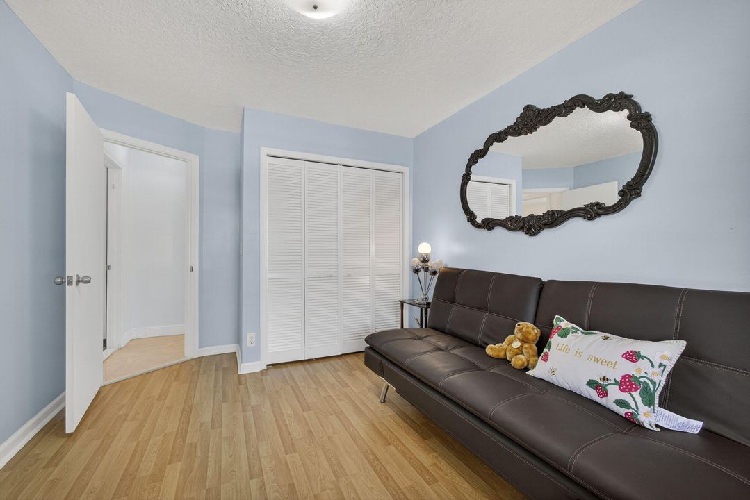 For Rent: $5,300 (4 beds, 2 baths, 2441 Square Feet)