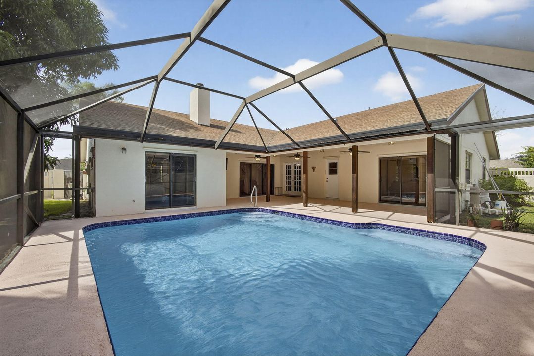 For Rent: $5,300 (4 beds, 2 baths, 2441 Square Feet)