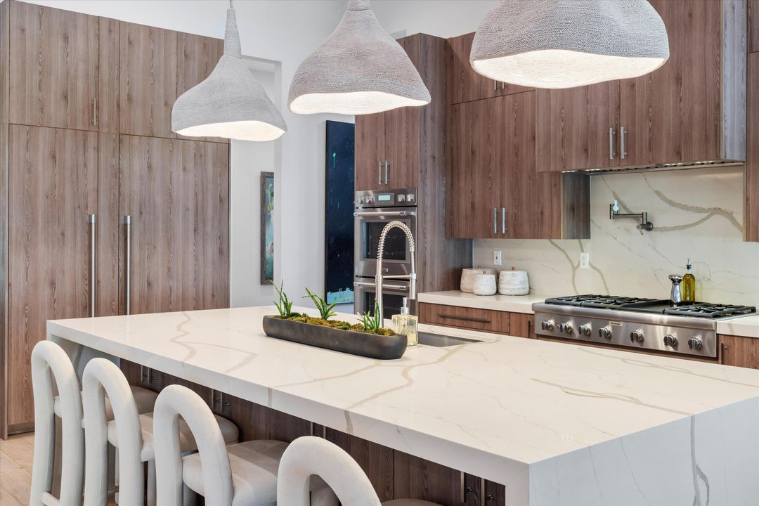 En Venta: $6,745,000 (6 camas, 7 baños, 5231 Pies cuadrados)