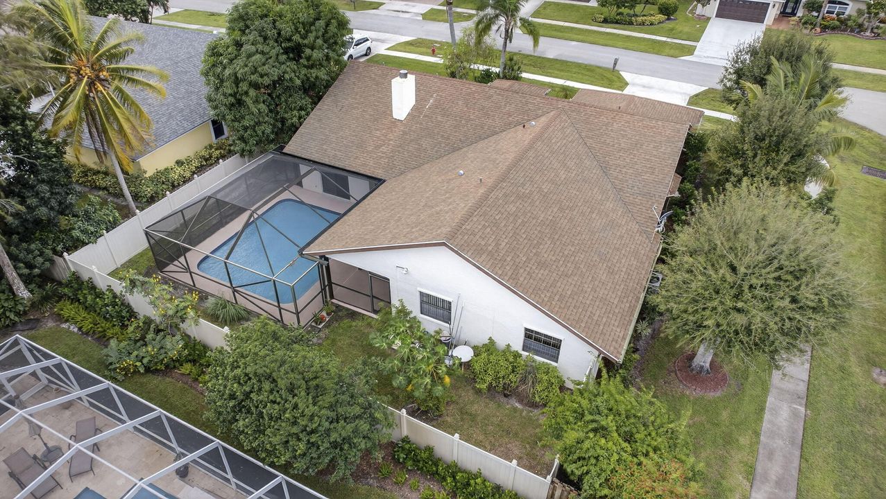 For Rent: $5,300 (4 beds, 2 baths, 2441 Square Feet)