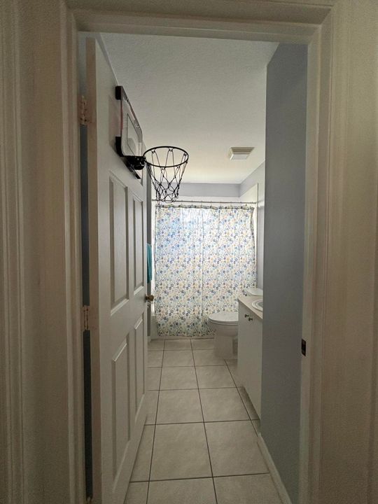 For Sale: $375,000 (3 beds, 2 baths, 1287 Square Feet)