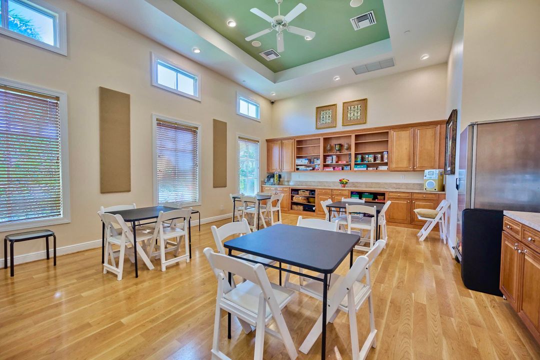 待售: $358,999 (3 贝兹, 2 浴室, 1898 平方英尺)