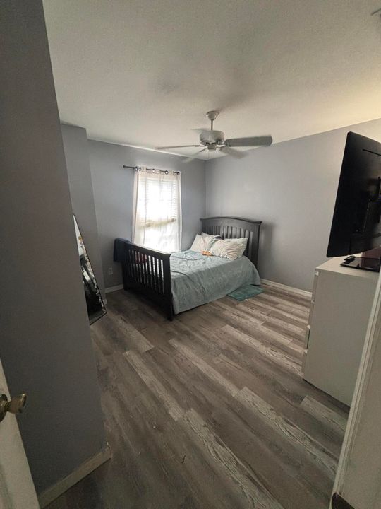 For Sale: $375,000 (3 beds, 2 baths, 1287 Square Feet)