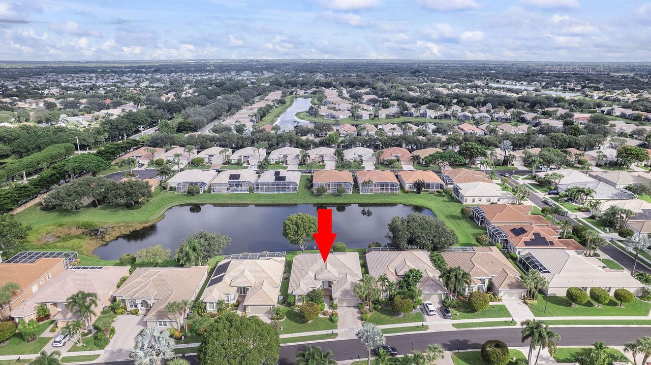 Active With Contract: $475,000 (3 beds, 2 baths, 2384 Square Feet)