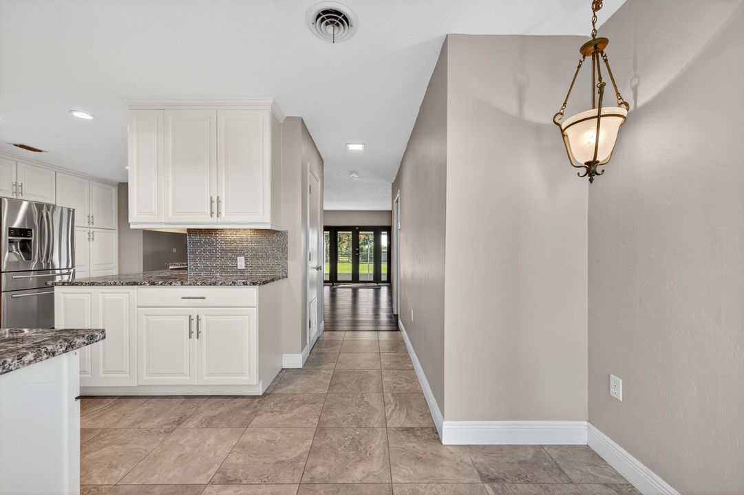 На продажу: $550,000 (3 спален, 2 ванн, 1952 Квадратных фут)