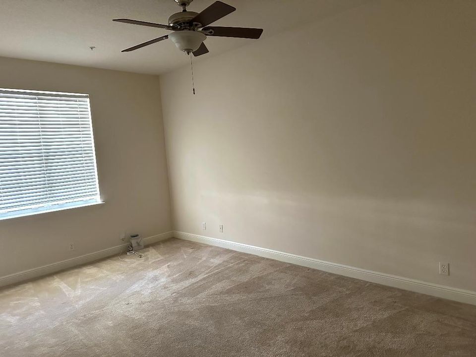 For Sale: $510,000 (3 beds, 3 baths, 1953 Square Feet)