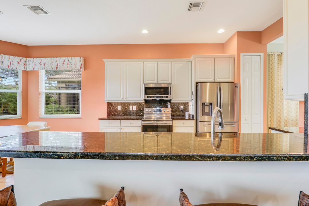 В аренду: $5,000 (3 спален, 2 ванн, 1947 Квадратных фут)